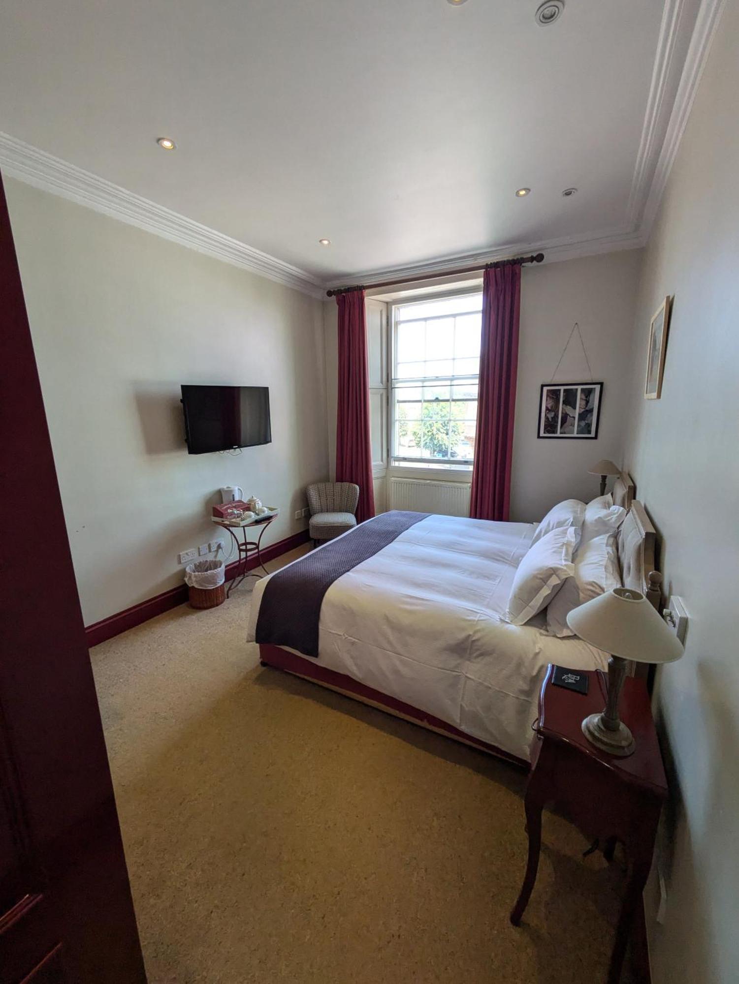 Buccleuch And Queensberry Arms Hotel Thornhill  Εξωτερικό φωτογραφία